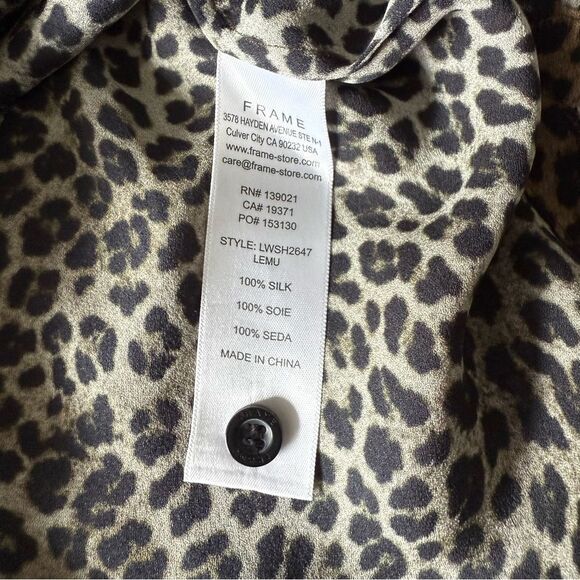 Frame The Standard Shirt Leopard Print Silk Button Down Blouse Size S - Picture 8 of 8